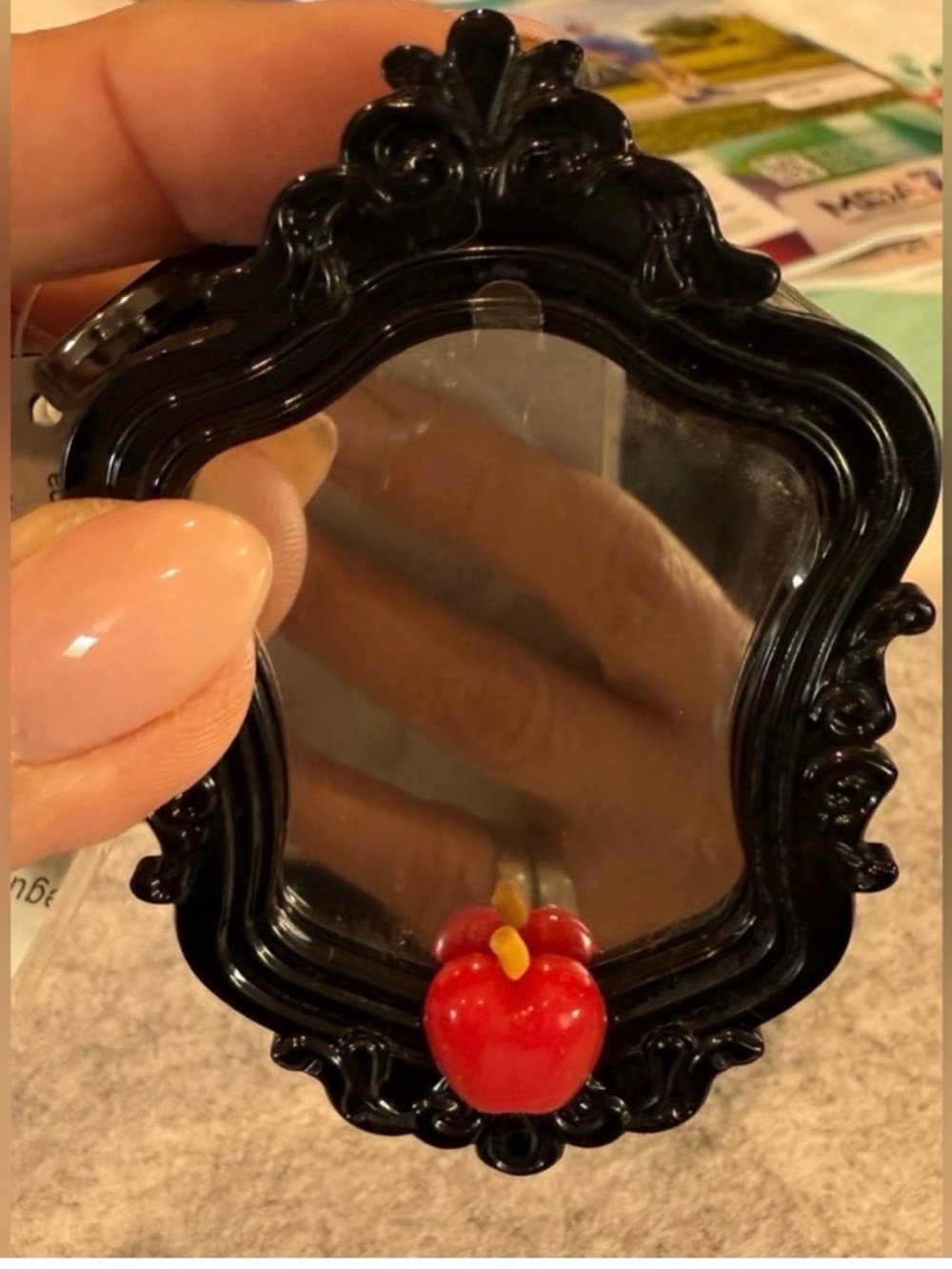 Bath & Body Works Disney Villains Evil Queen Mirror Light-Up Hand Gel Holder